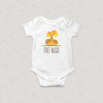 Βρεφικό φορμάκι/ T-shirt Free Hugs Giraffe
